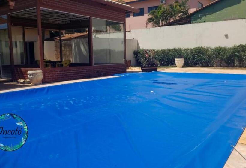 Oncotô Palmas Hostel