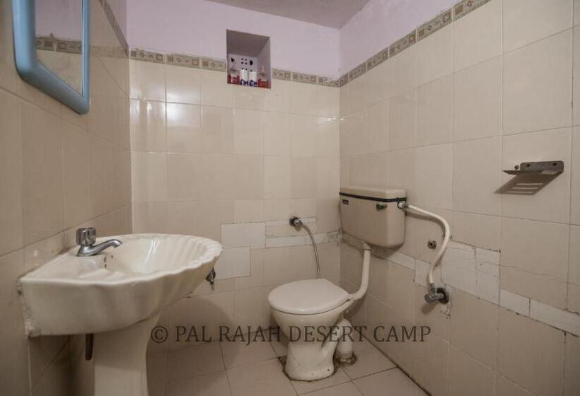 منتجع Pal Rajah Desert Camp