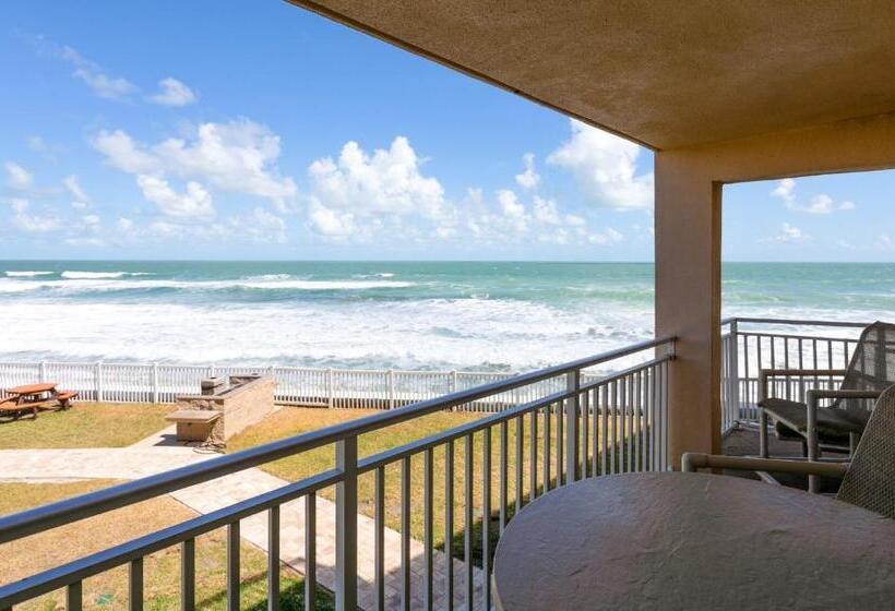 Paradise Beach Club   Oceanfront And Penthouse