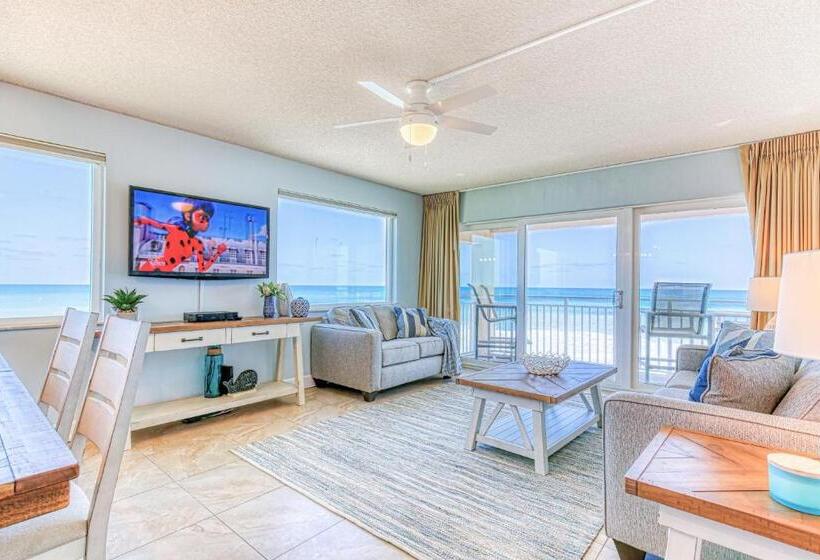 Paradise Beach Club   Oceanfront And Penthouse