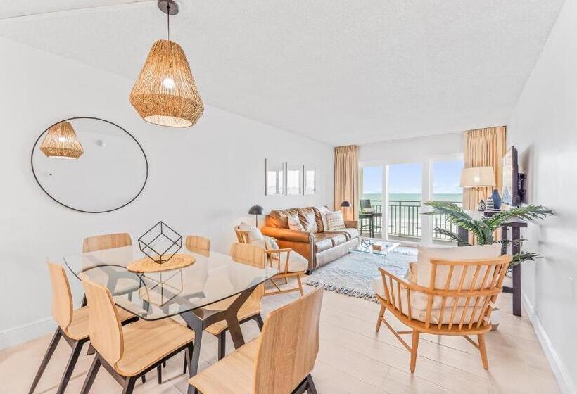 Paradise Beach Club   Oceanfront And Penthouse