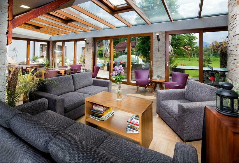 פנסיון Aqua & Wellness Resort Alzbeta