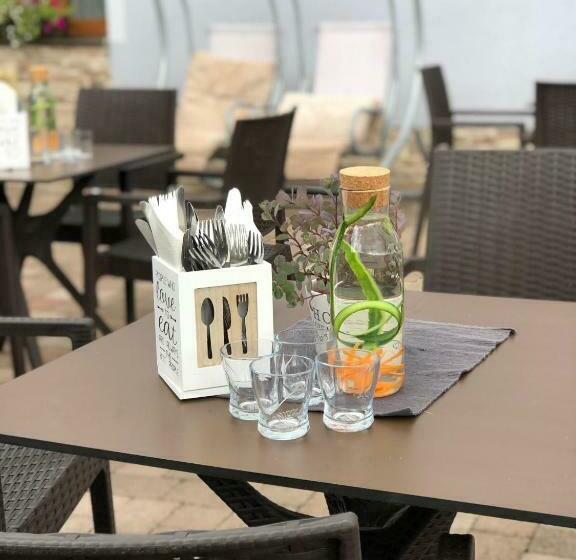 פנסיון Aqua & Wellness Resort Alzbeta