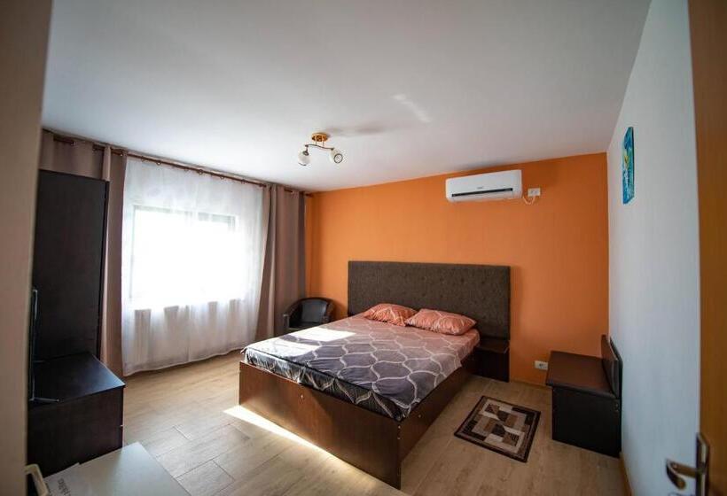 ペンション Casa Dumitrescu