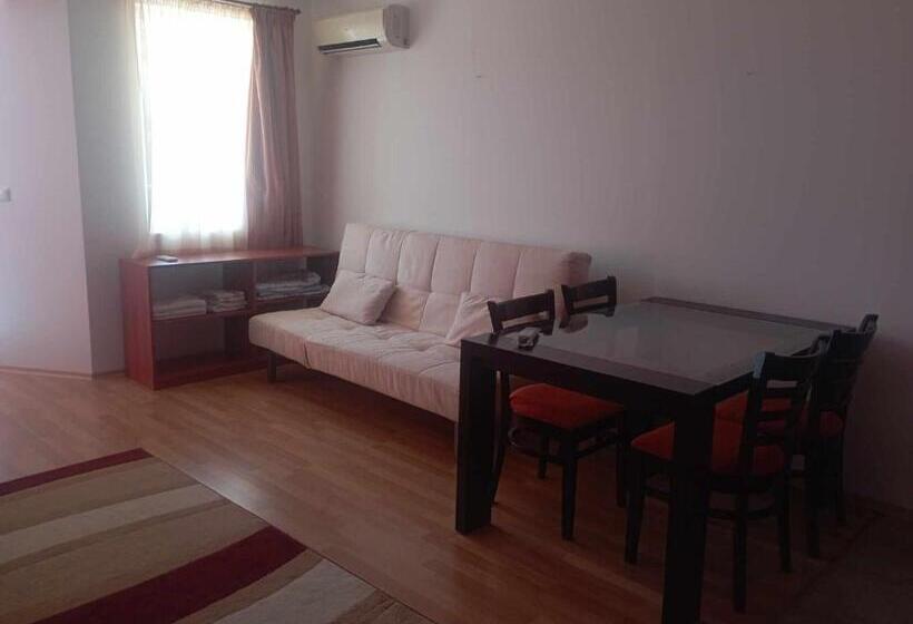 Пансион Guest House Kami