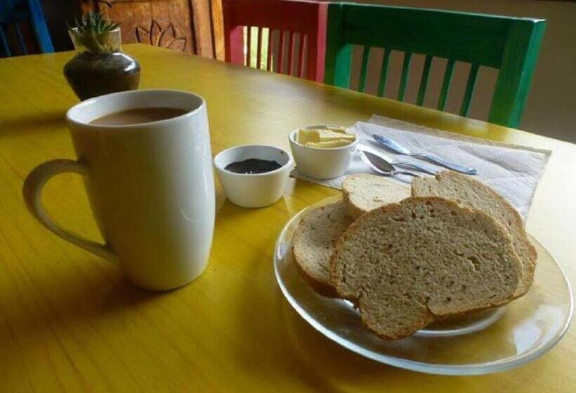 پانسیون Hostel Meridiano 71