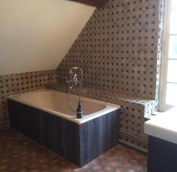 膳宿费 Rouge Maison