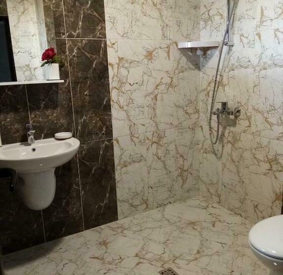 膳宿费 Villa Atika