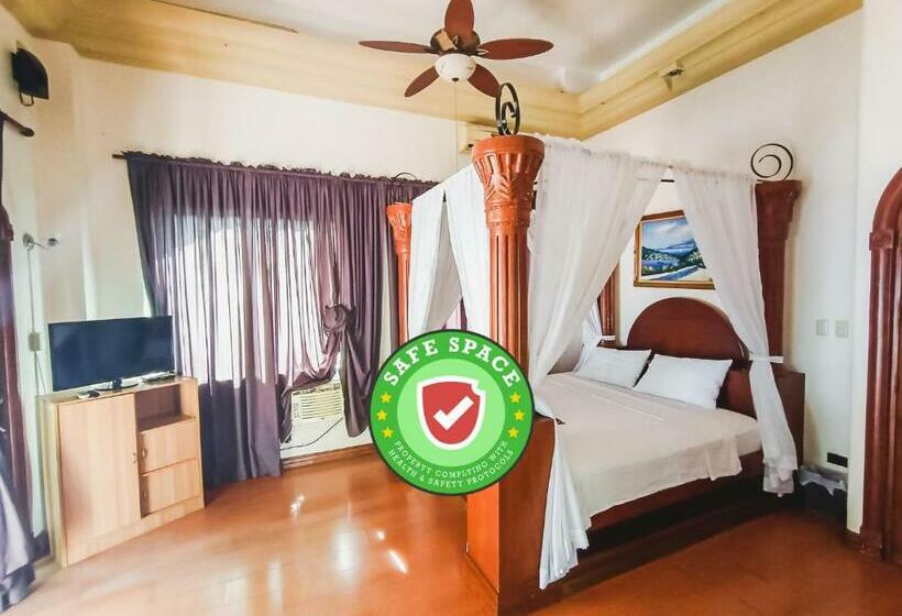 Reddoorz Plus @ Gracey Dive Resort Dumaguete