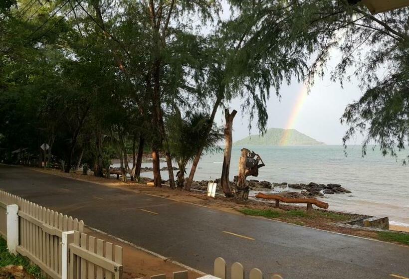 리조트 Baansukhita