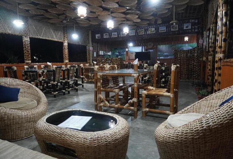 منتجع Kaziranga Eco Camp