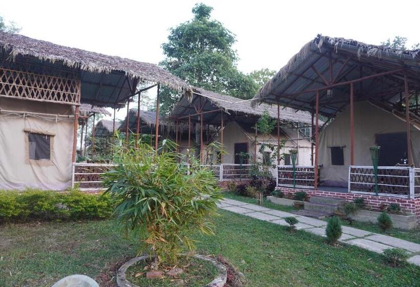 منتجع Kaziranga Eco Camp
