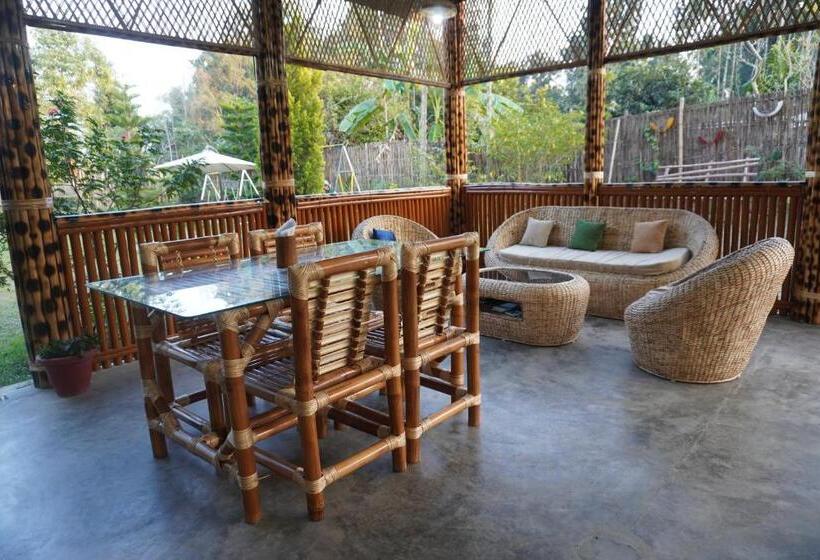 منتجع Kaziranga Eco Camp