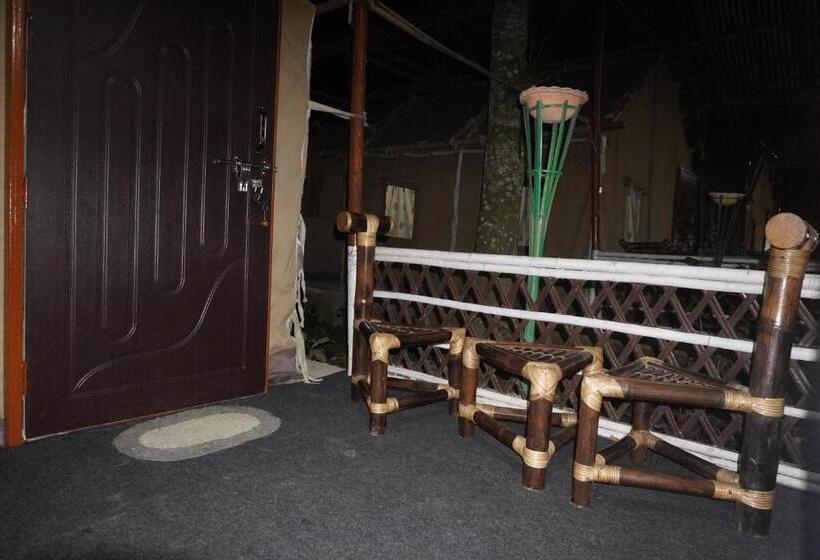 منتجع Kaziranga Eco Camp