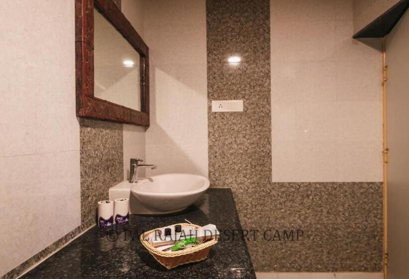 منتجع Pal Rajah Desert Camp