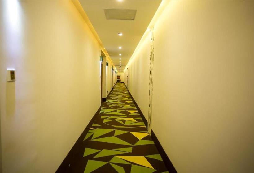 Vatica Anhui Fuyang Linquan South Jiefang Hotel