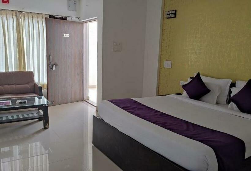 فندق Vits Select Daman