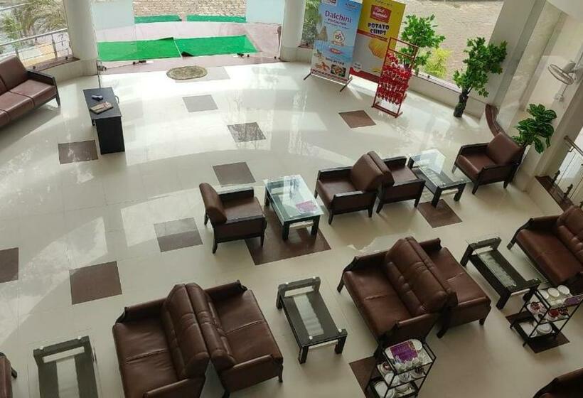 فندق Vits Select Daman