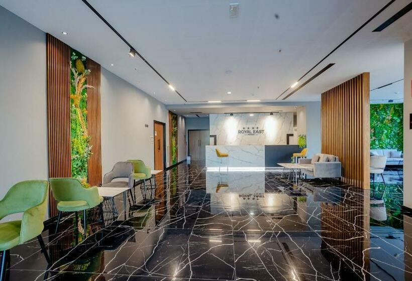 فندق Royal East Resort