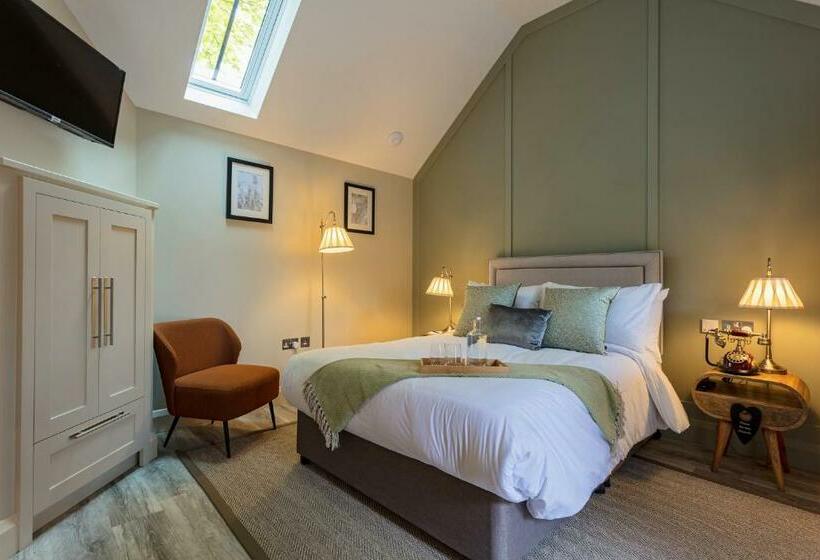 호스텔 The Ostrich Inn