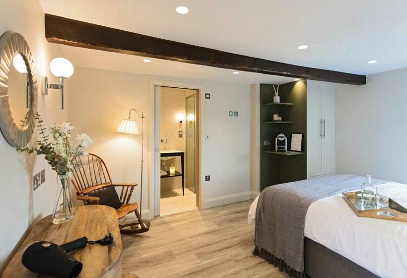 호스텔 The Ostrich Inn