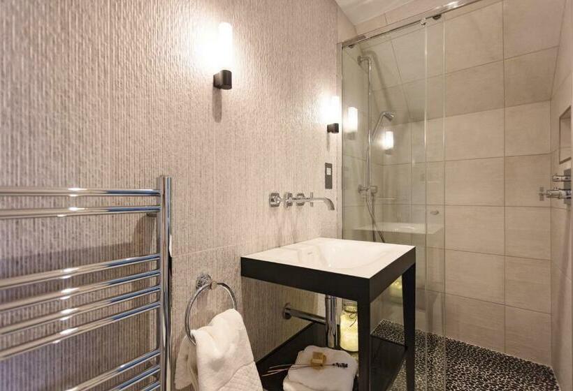 호스텔 The Ostrich Inn