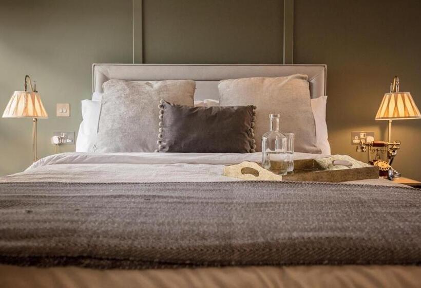 호스텔 The Ostrich Inn