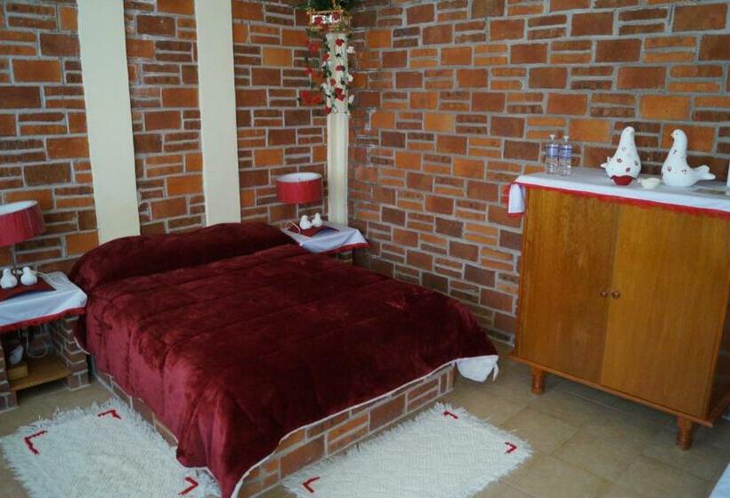 هتل Casa De La Luna