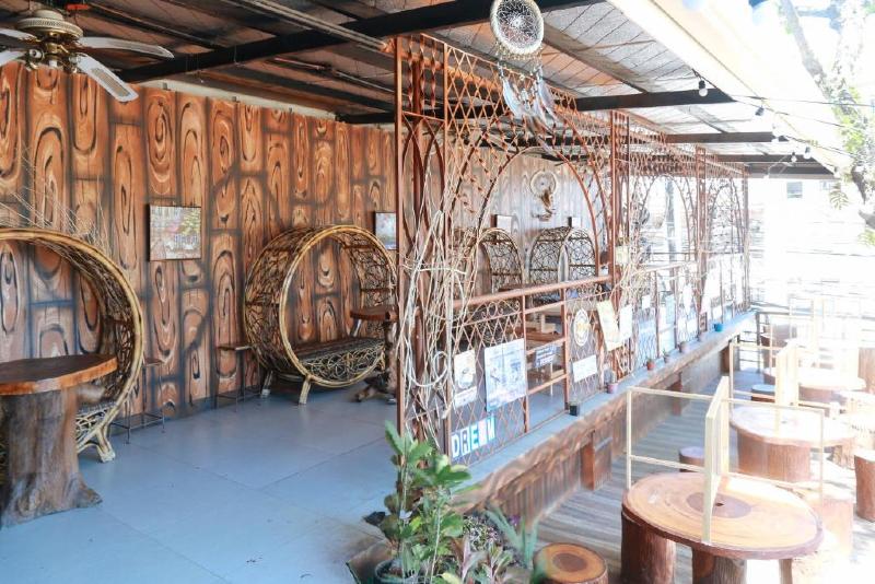 هتل Reddoorz Plus @ Castle Chateau Iloilo