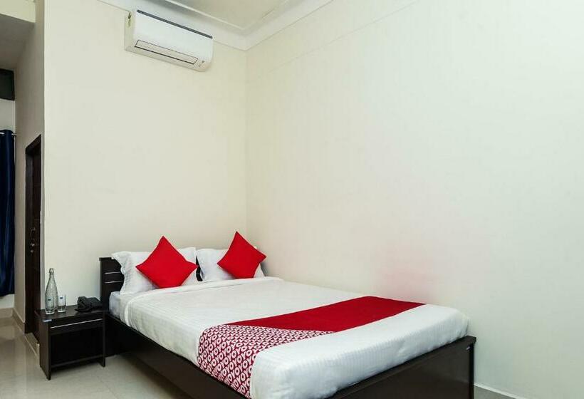 酒店 Super Collection O Jagadamba Junction Near Beach Road