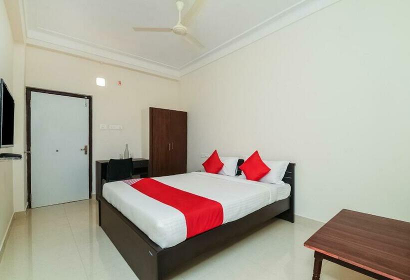 酒店 Super Collection O Jagadamba Junction Near Beach Road