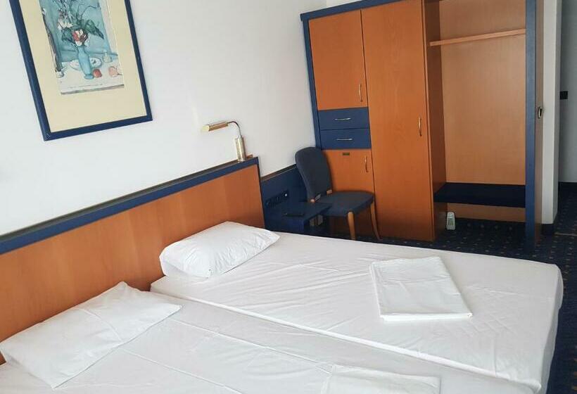 膳宿费 Portul Dunarii