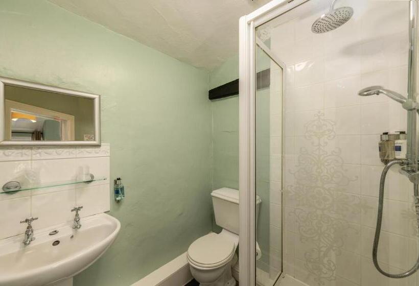 Общежитие Bower House Inn