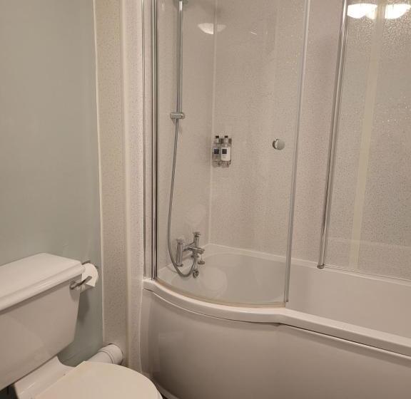 Общежитие Bower House Inn