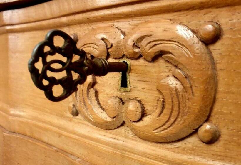 مبيت وإفطار Lesence Major