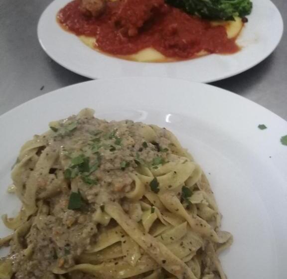 בית מלון כפרי Albergo Ristorante Giuliana