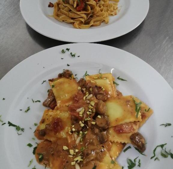 בית מלון כפרי Albergo Ristorante Giuliana