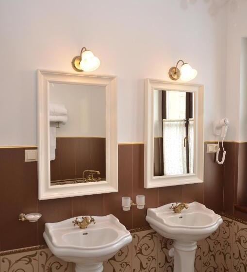 فندق Chateau Royal