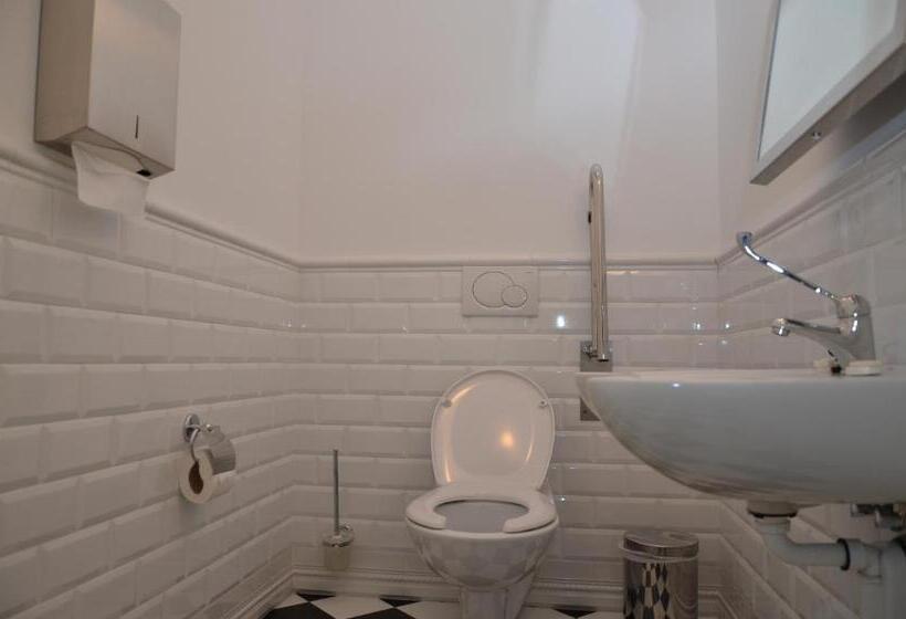 فندق Chateau Royal