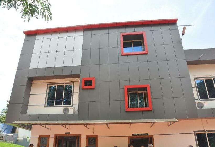 酒店 City Palace Residency