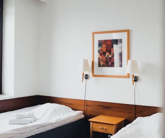 בית מלון כפרי Tunneli