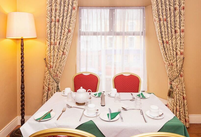 Larkins Pub Restaurant And B&b