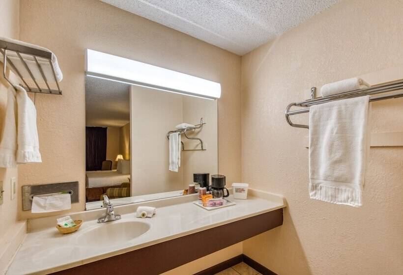 فندق صغير Palms Garden Inn