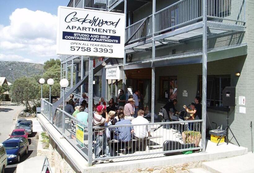 Cedarwood Apartments
