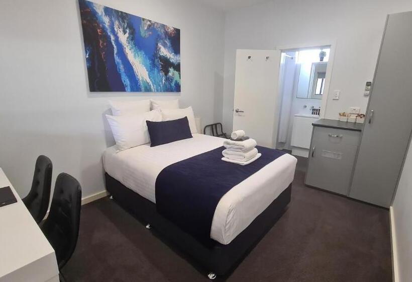 مُتل The Avenue Inn