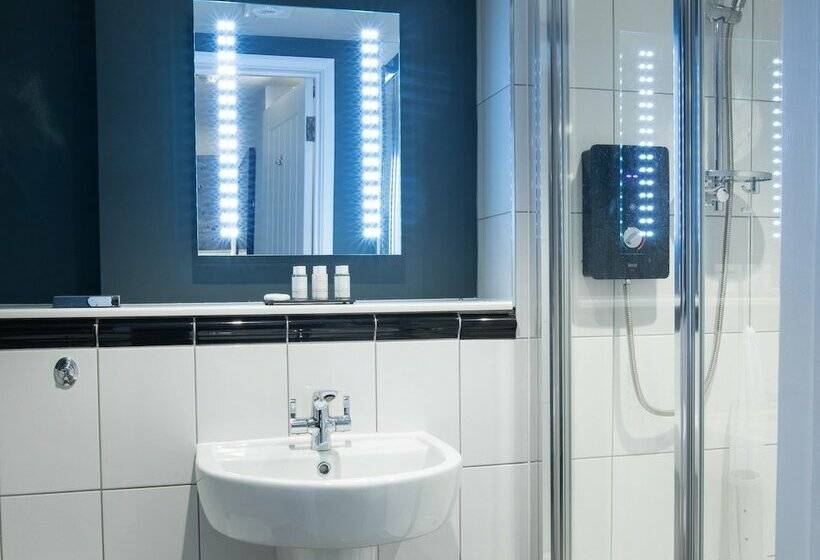 فندق صغير The Exeter Inn