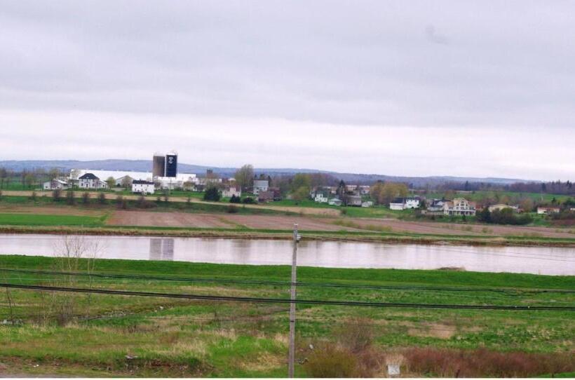 Общежитие Tidal Bore Inn