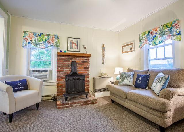 住宿加早餐  Harbor House Inn