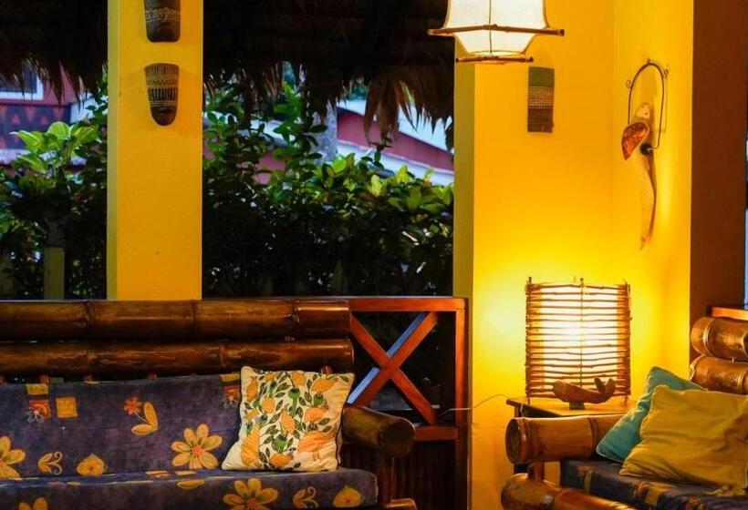 酒店 Cabinas Guarana