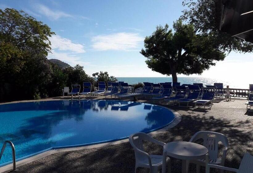 Отель La Rotonda